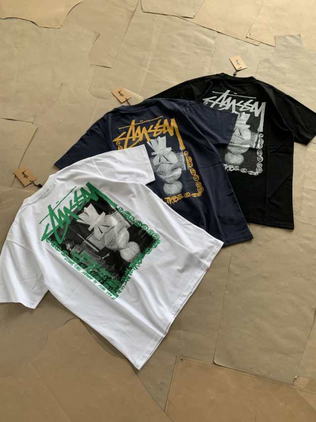 カラーホワイト*STUSSY*GOLDIEアートワークプリントシャツ